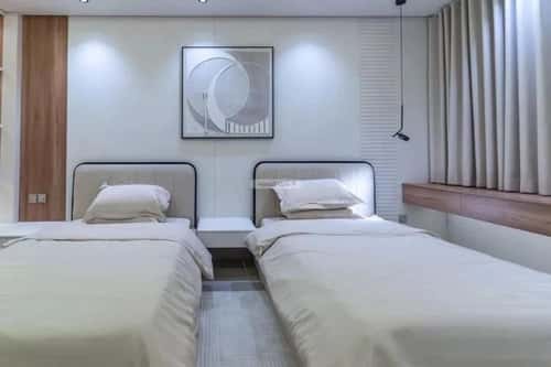 شقة 2 غرف في الملقا 7