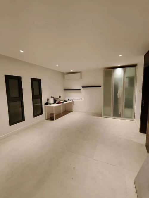 فيلا 4 غرف في العارض 2