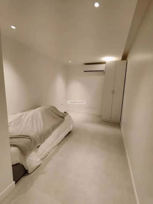 فيلا 4 غرف في العارض 7