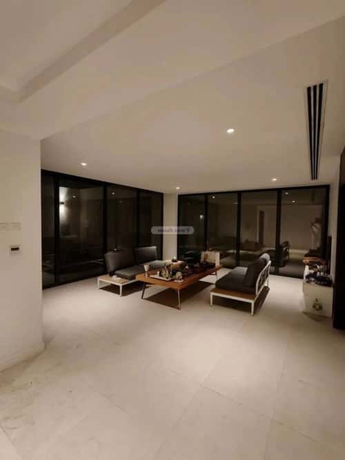 فيلا 4 غرف في العارض 9