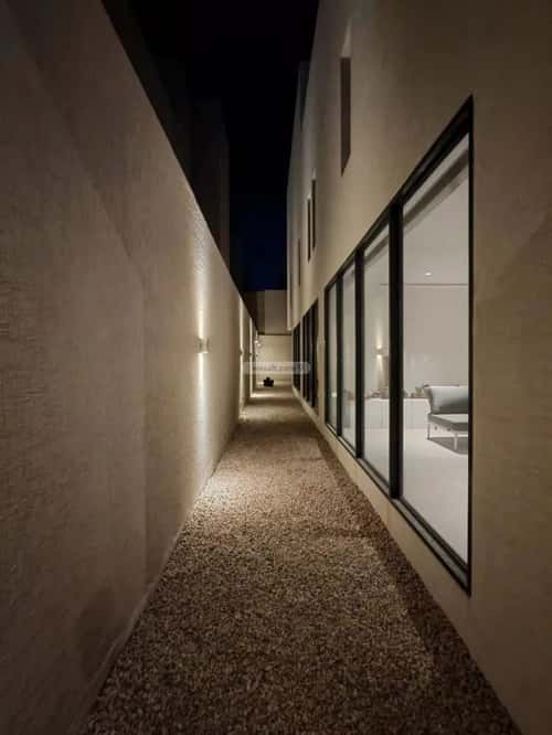 فيلا 4 غرف في العارض 10