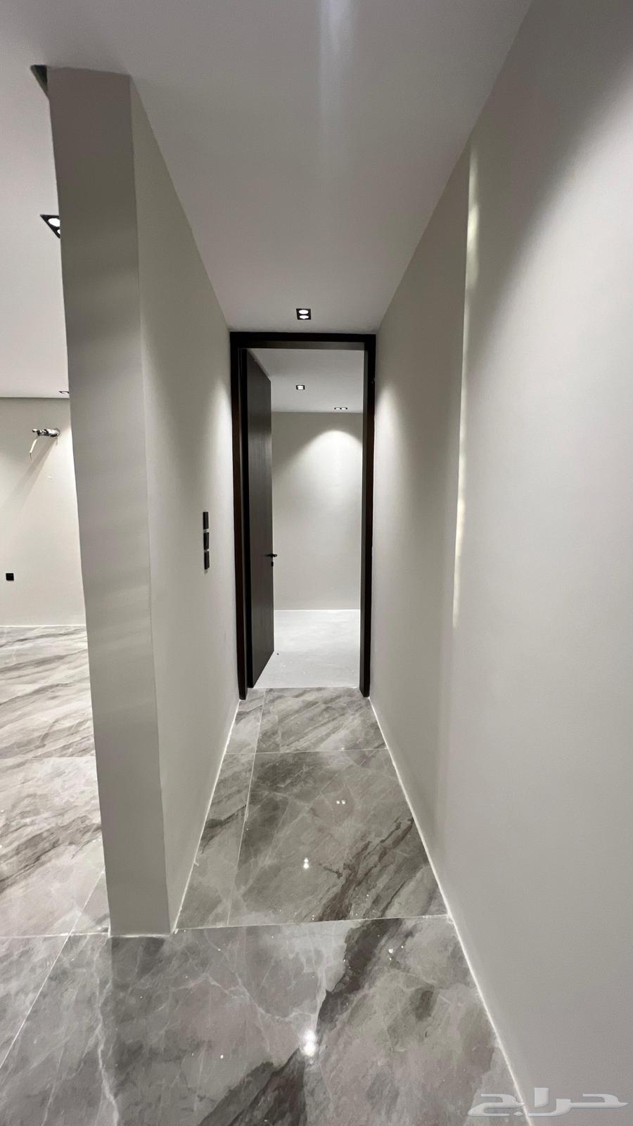 فيلا 4 غرف في الريان 16