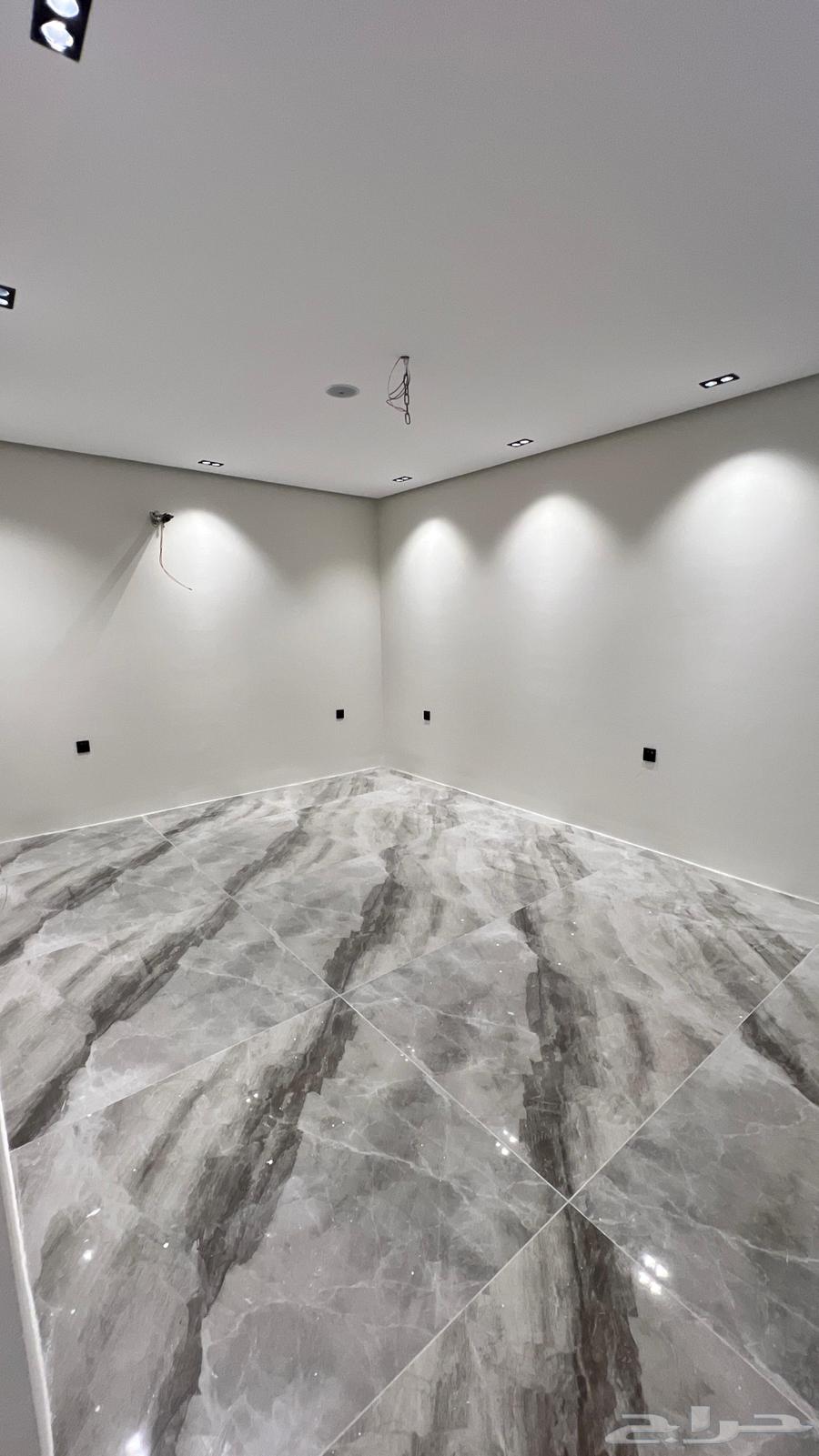 فيلا 4 غرف في الريان 7