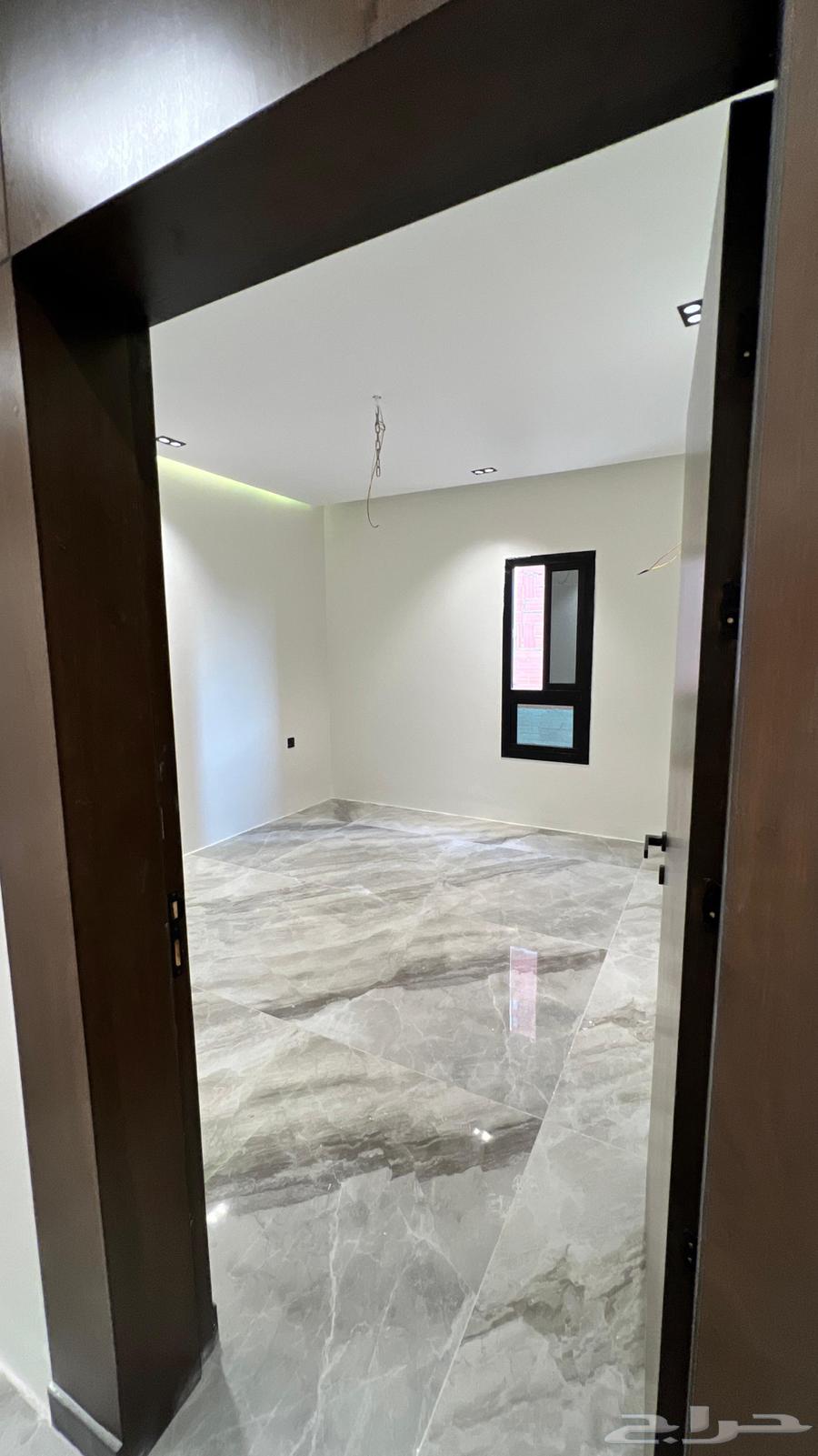 فيلا 4 غرف في الريان 9