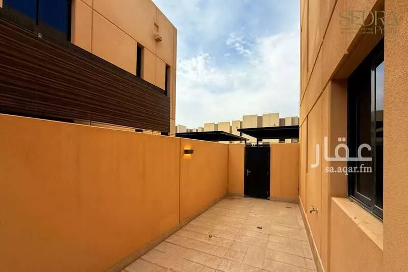 فيلا 3 غرف في سدرة 5