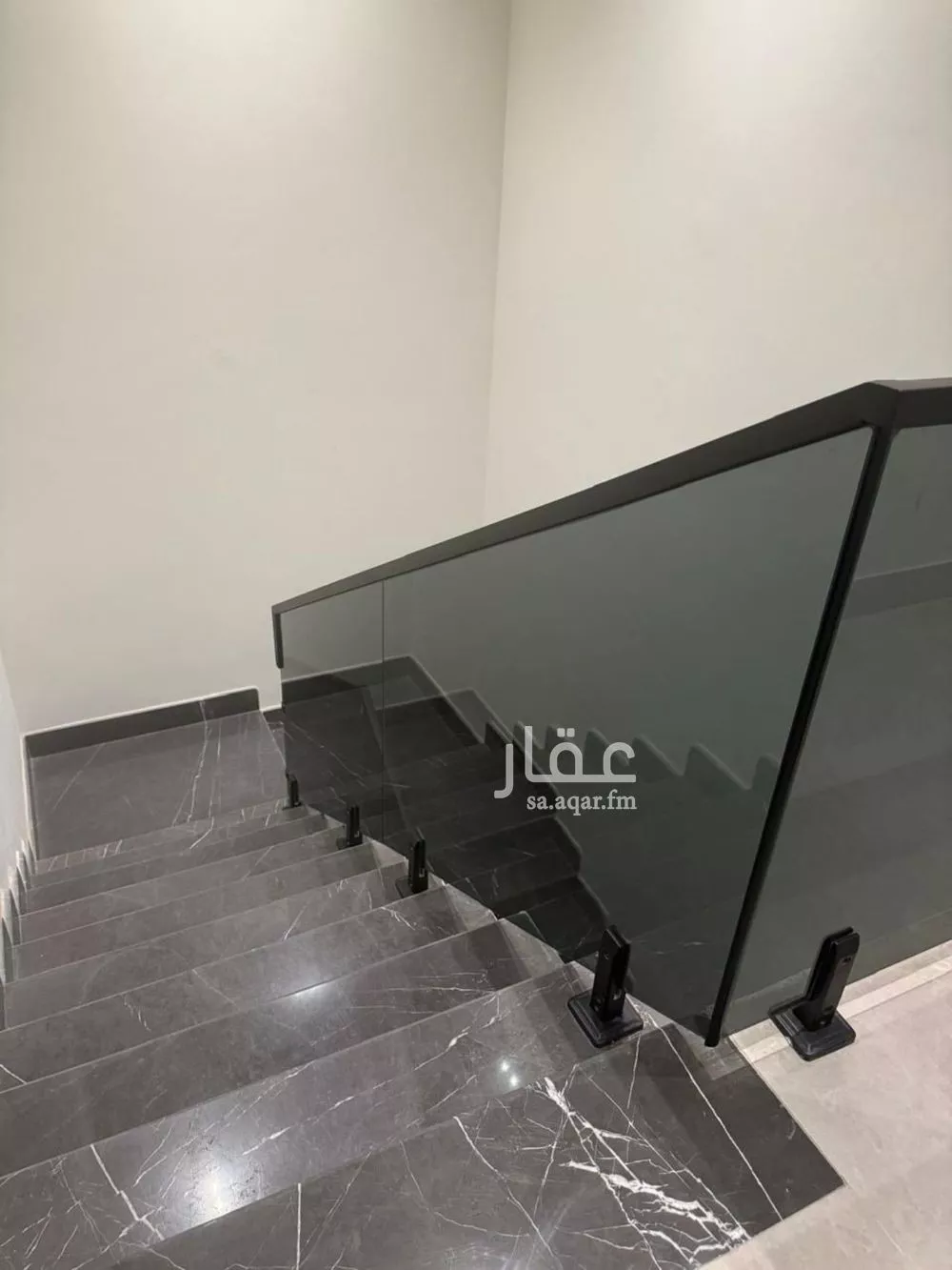 فيلا 6 غرف في الرمال 15