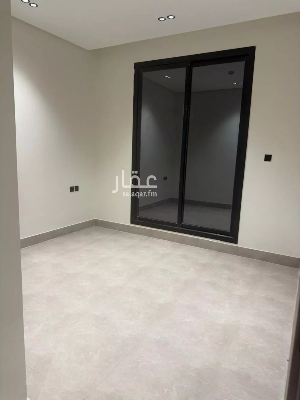 فيلا 6 غرف في الرمال 4