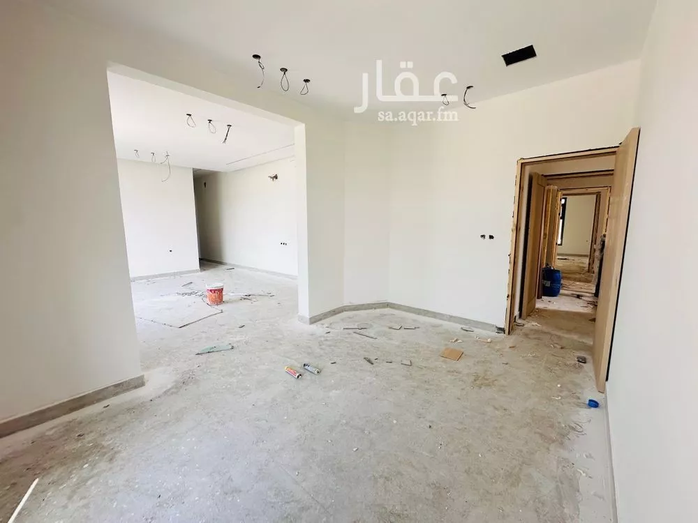 4 bedroom apartment in Ash Shulah 3
