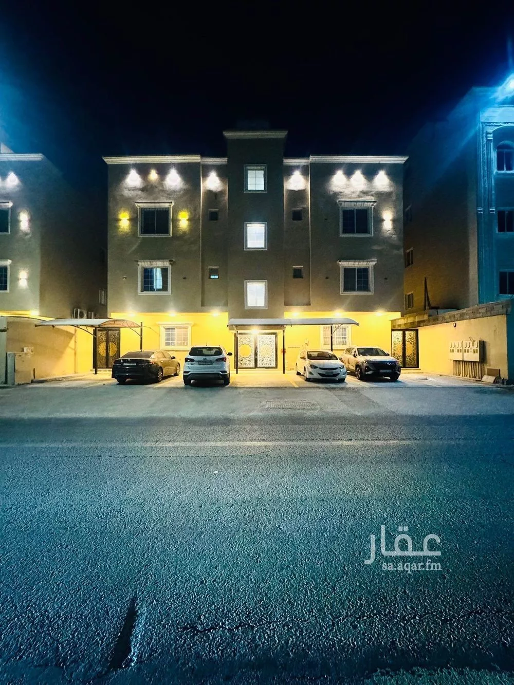 4 bedroom apartment in Ash Shulah 16
