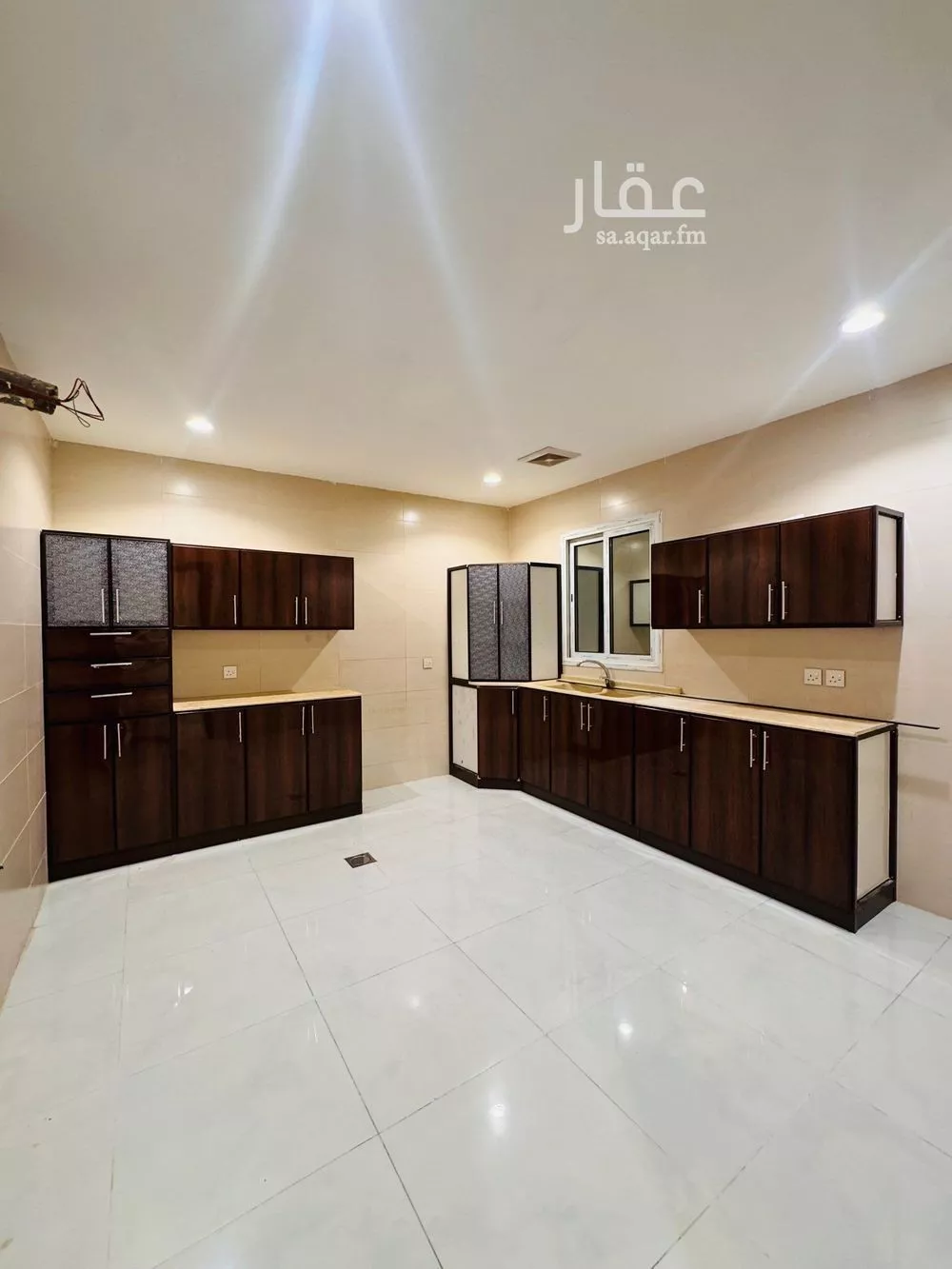 4 bedroom apartment in Ash Shulah 4