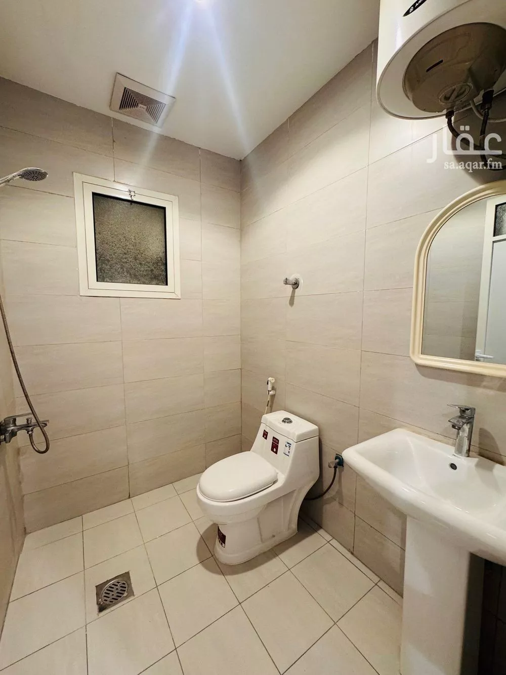 4 bedroom apartment in Ash Shulah 9