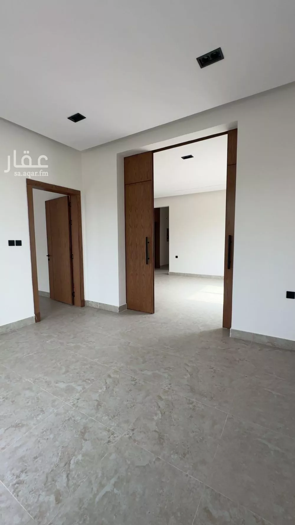 4 bedroom apartment in Ash Shulah 7
