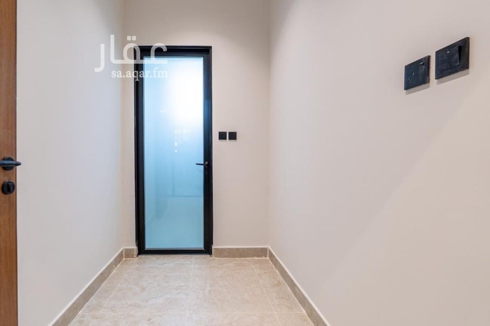 3 bedroom apartment in Al Rawdah, Eastern Province 2