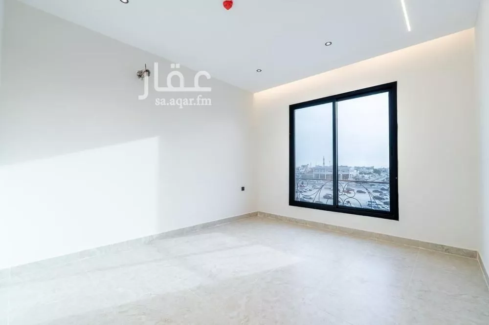 شقة 4 غرف في الروضة 15