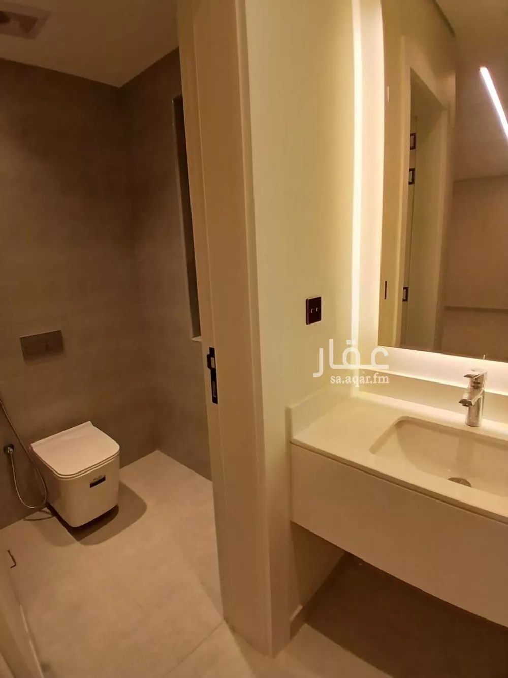 شقة 3 غرف في الصدفة 7