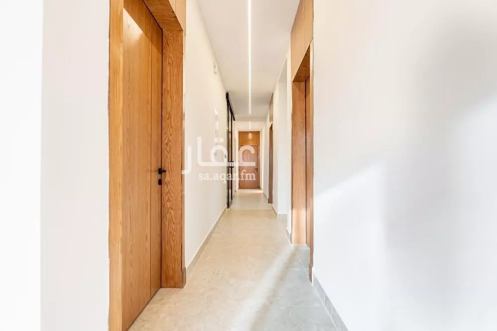 شقة 4 غرف في الروضة 4