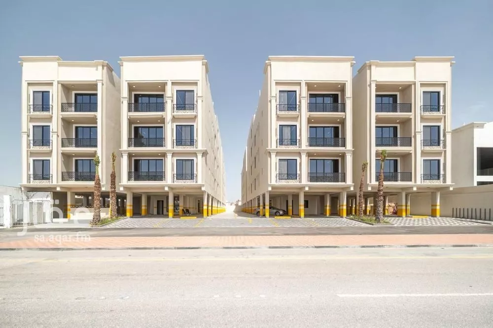 شقة 4 غرف في الروضة 16