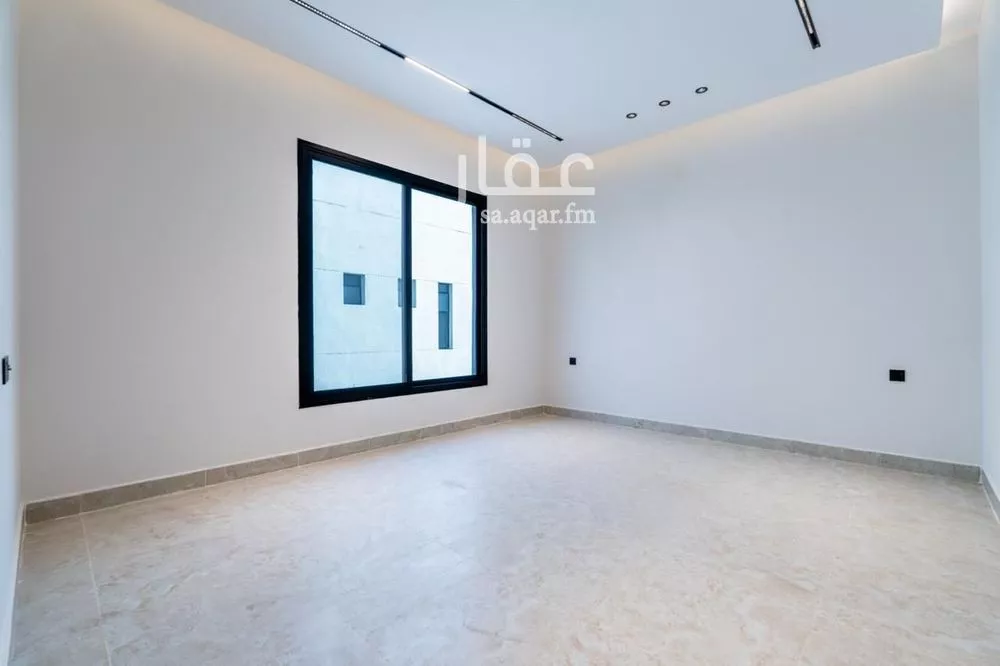 شقة 4 غرف في الروضة 4