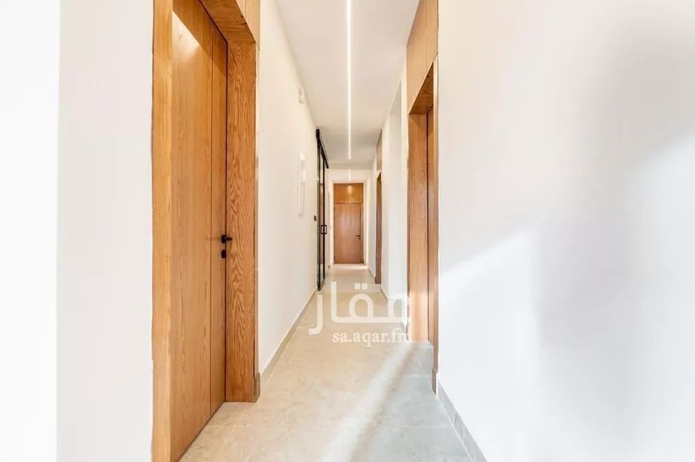 شقة 4 غرف في الروضة 5