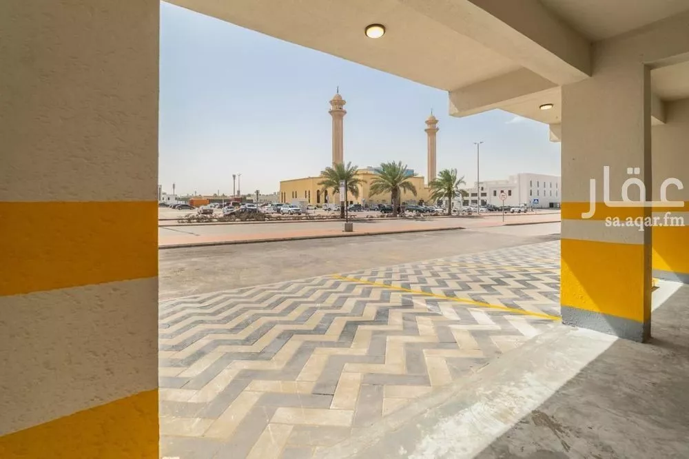 شقة 4 غرف في الروضة 7