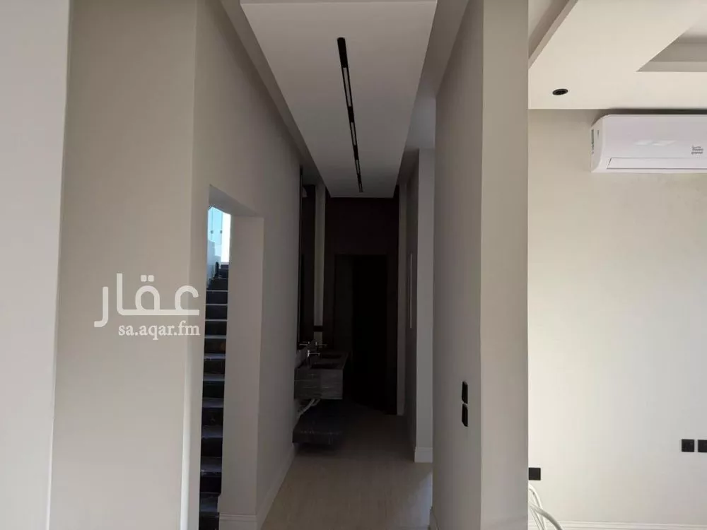 فيلا 3 غرف في العارض 17