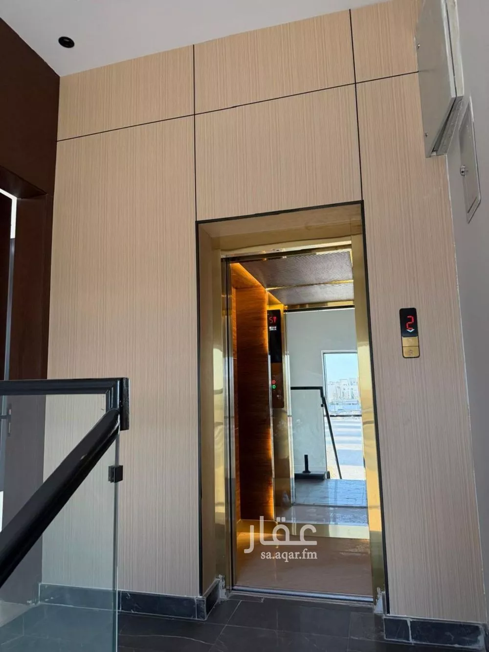 فيلا 3 غرف في العارض 5