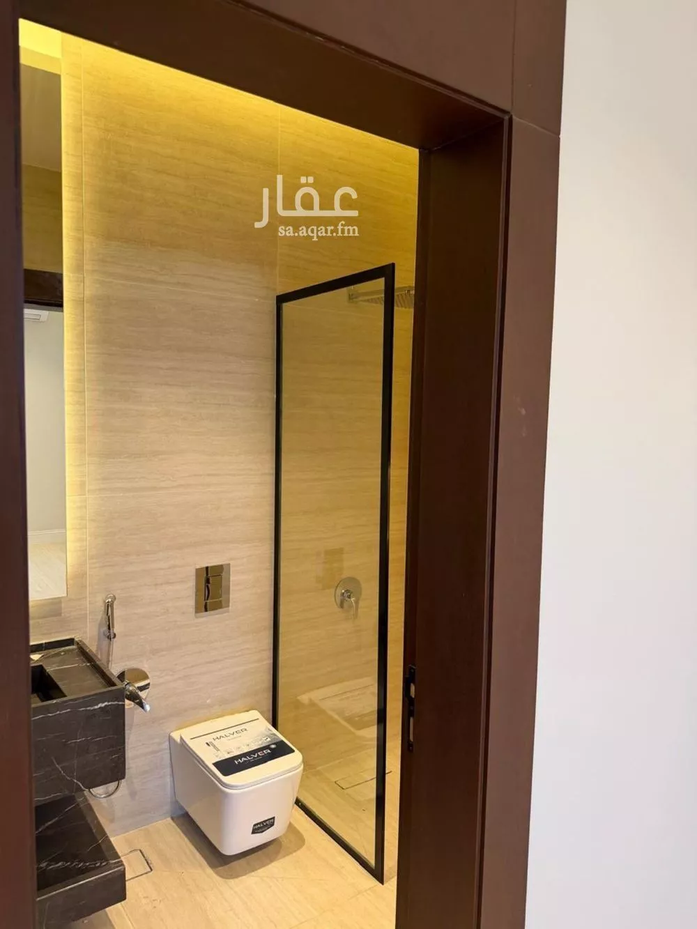 فيلا 3 غرف في العارض 6