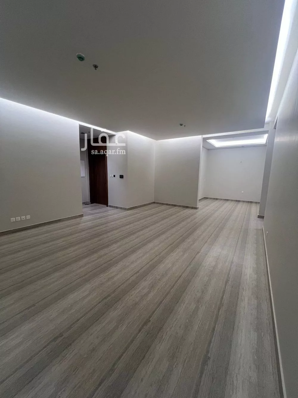 شقة 3 غرف في الملك فهد 4
