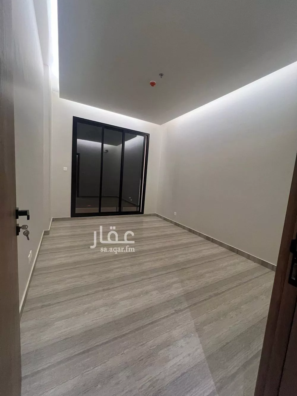 شقة 3 غرف في الملك فهد 6