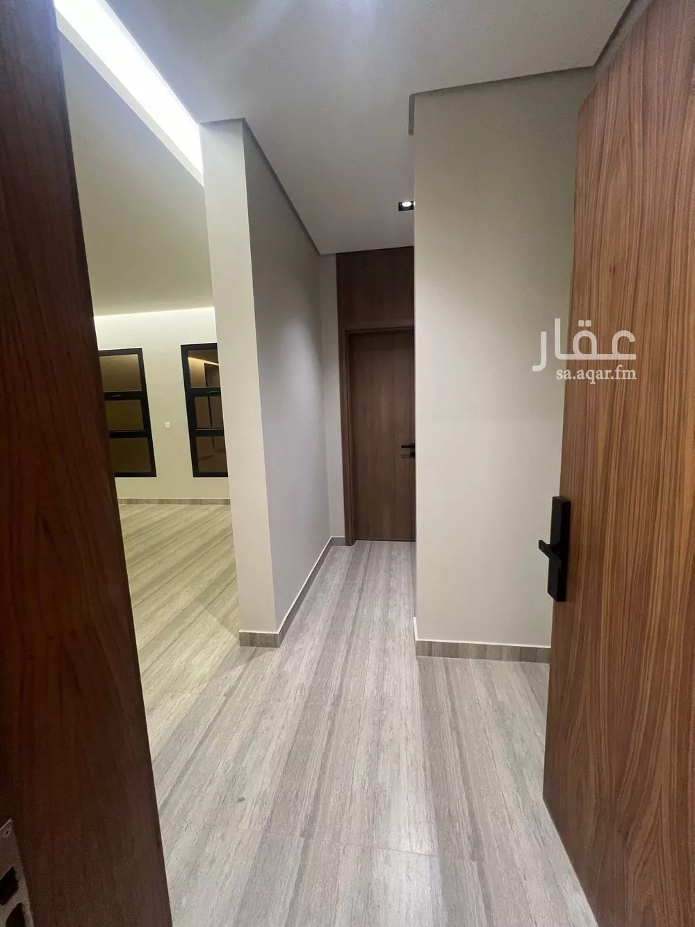 شقة 3 غرف في الملك فهد 10