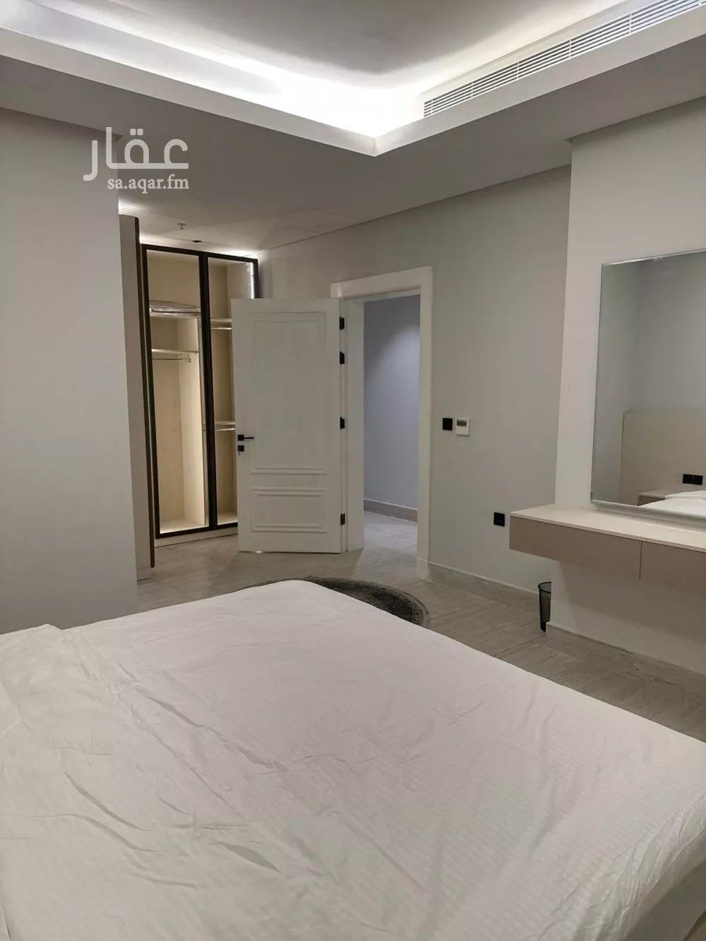 شقة 4 غرف في النرجس 10