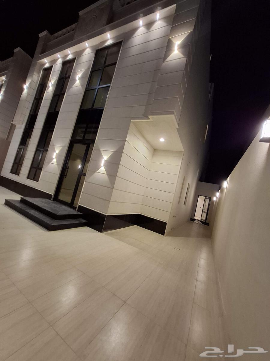 فيلا 6 غرف في الصواري 4