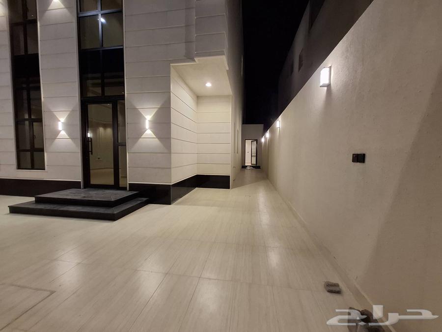 فيلا 6 غرف في الصواري 7