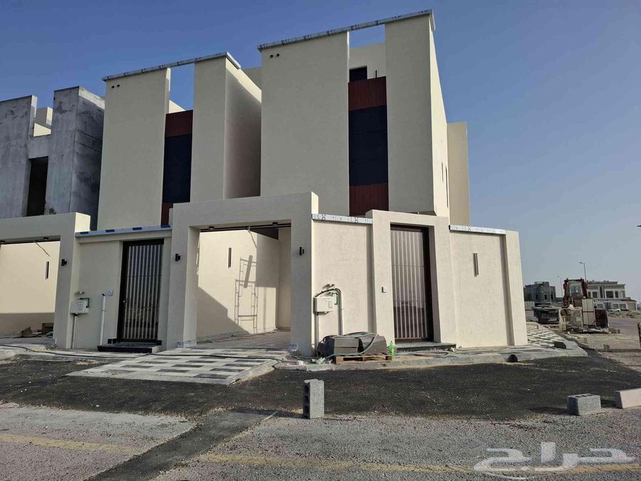 فيلا 5 غرف في البحيرة 3