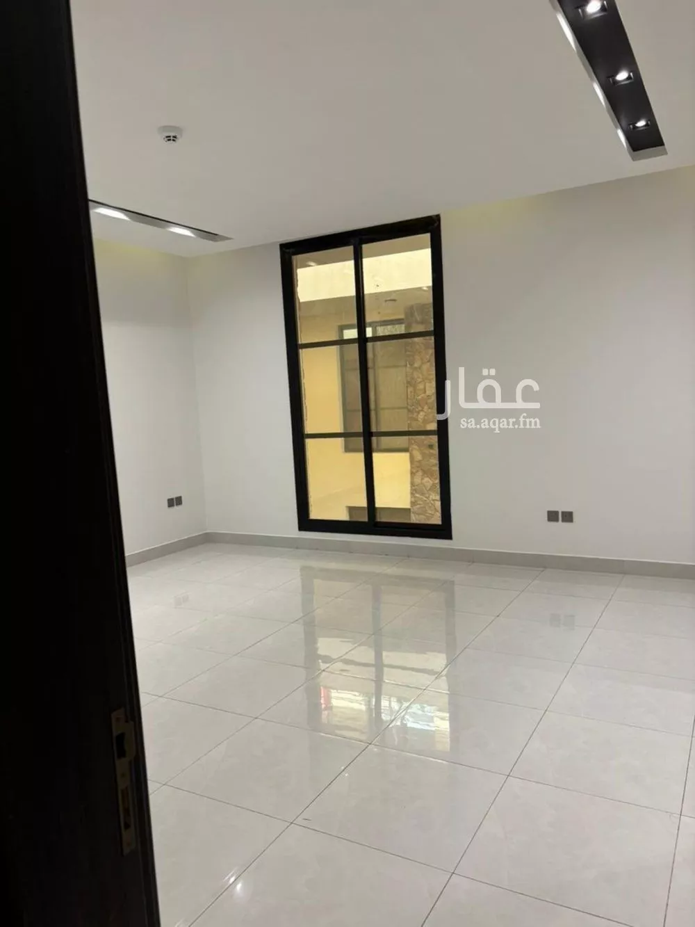 شقة 5 غرف في العارض 5