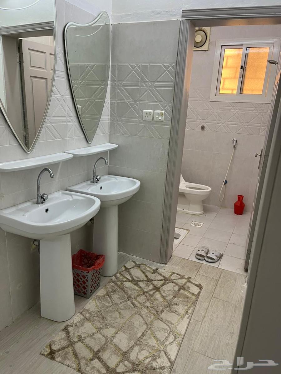 7 bedroom apartment in Al Aziziyah 7