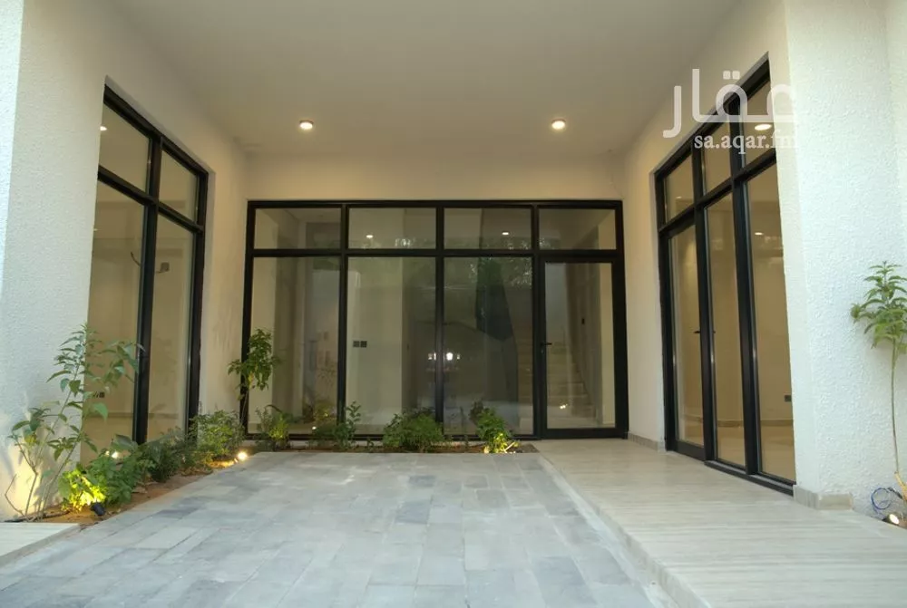 فيلا 4 غرف في النهضة 2