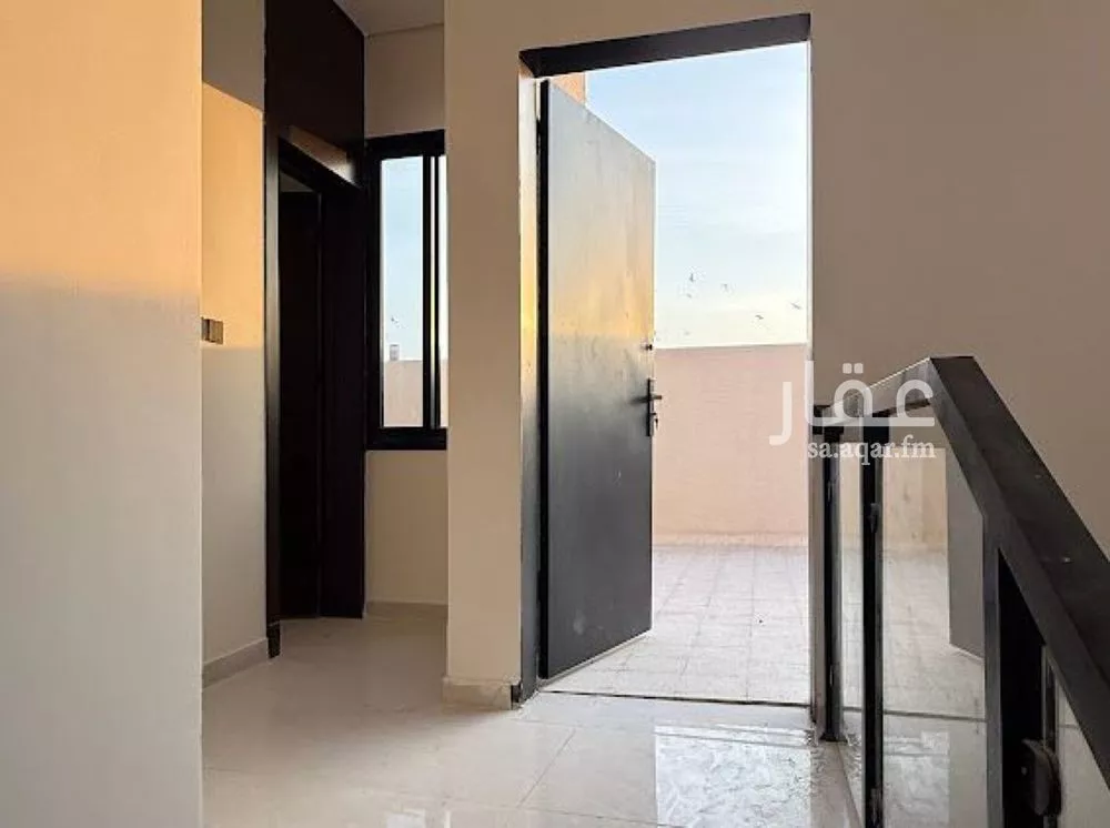 فيلا 6 غرف في بدر 12