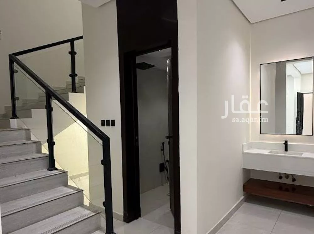 فيلا 6 غرف في بدر 3