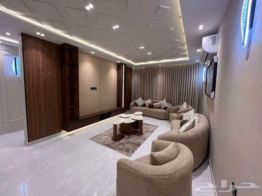 شقة 5 غرف في الشوقية 6