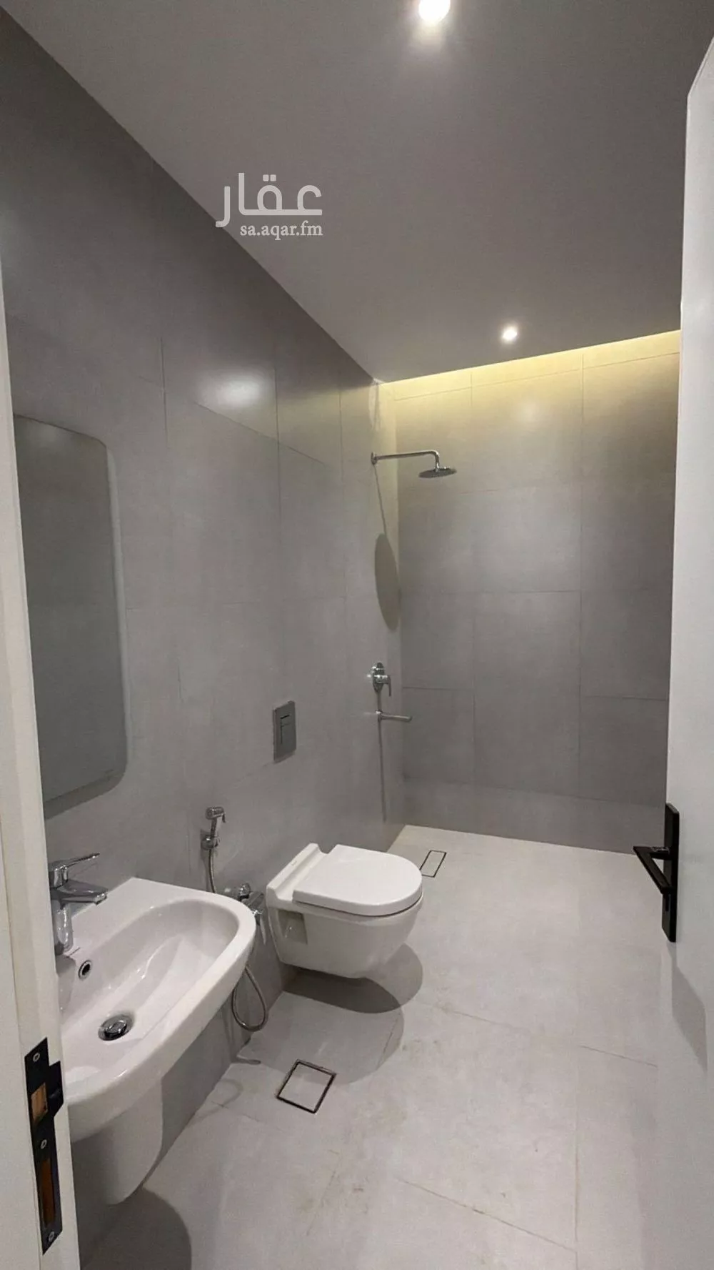 شقة 3 غرف في النرجس 8