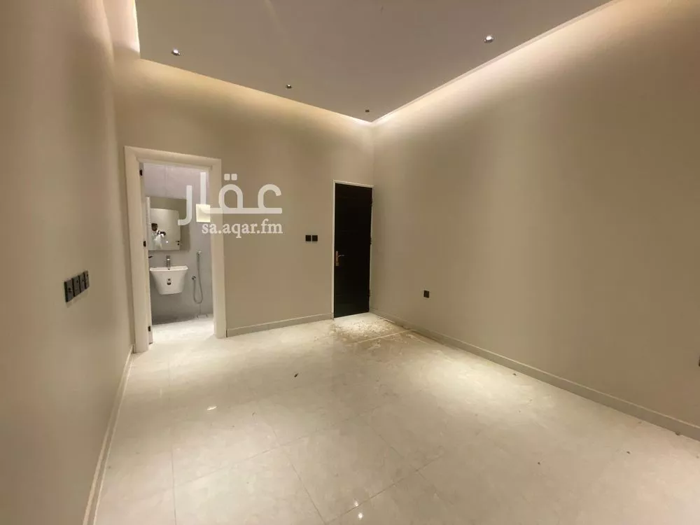 فيلا 10 غرف في الحمراء و ام الجود 12