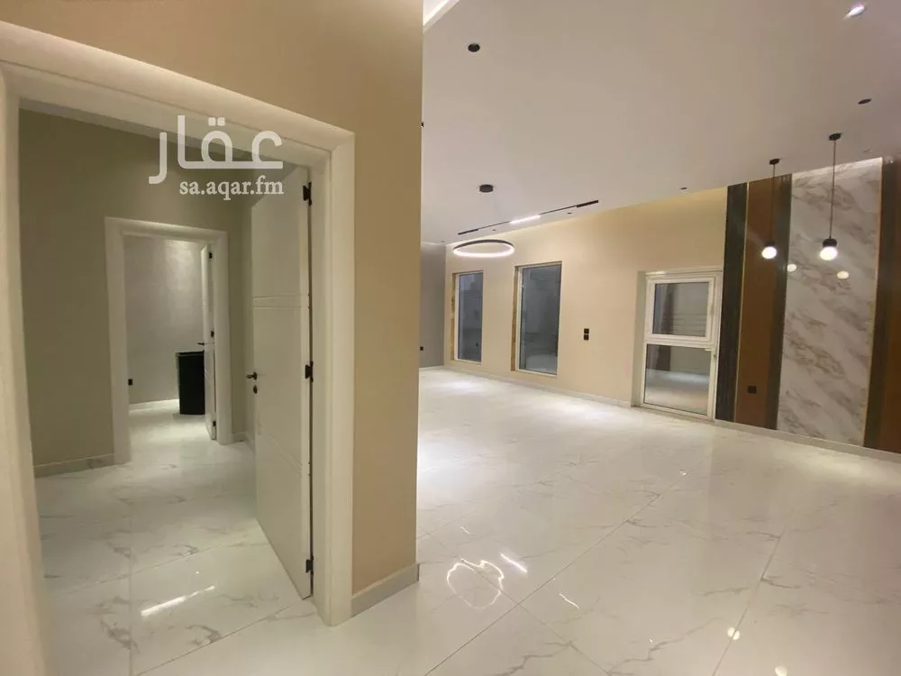 فيلا 10 غرف في الحمراء و ام الجود 18