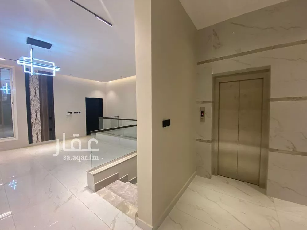 فيلا 10 غرف في الحمراء و ام الجود 24