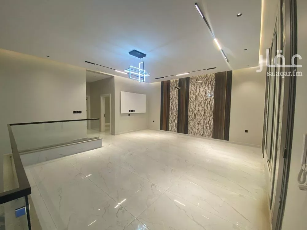 فيلا 10 غرف في الحمراء و ام الجود 6