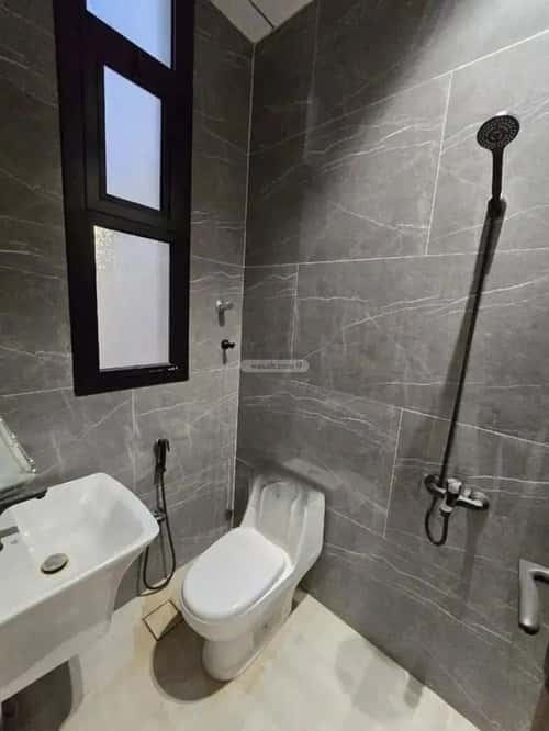 دور 3 غرف في العريجاء الغربي 7