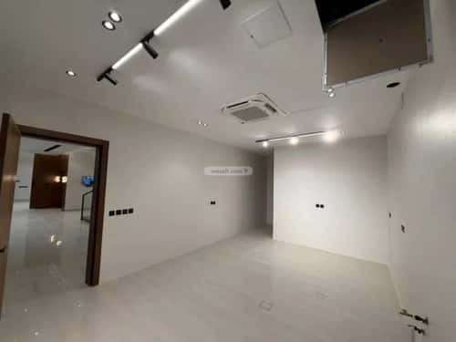 5 bedroom villa in Al Mahdiyyah 9