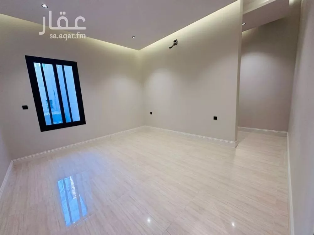 4 bedroom apartment in Al Aridh 11
