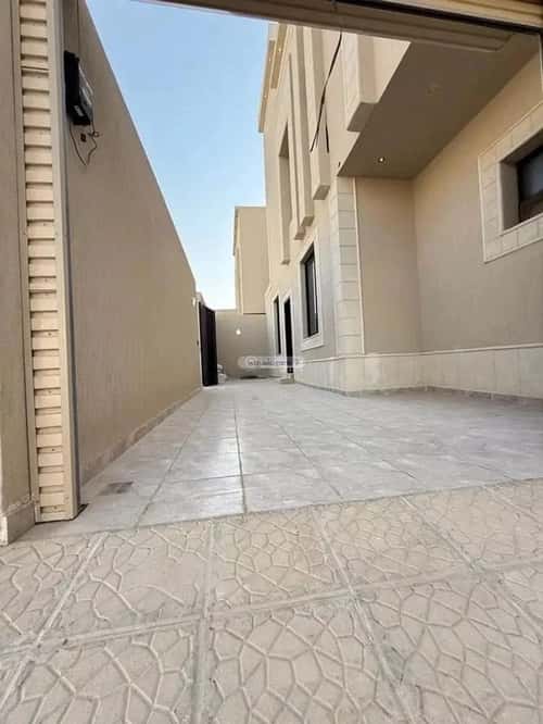 3 bedroom floor in Okaz 12