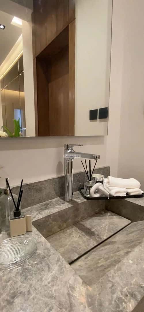 3 bedroom floor in Okaz 5